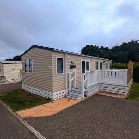 Spacious Comfortable Holiday Home With Unique Layout On 5 Star Shorefield Holiday Park Милфорд он Сий Екстериор снимка