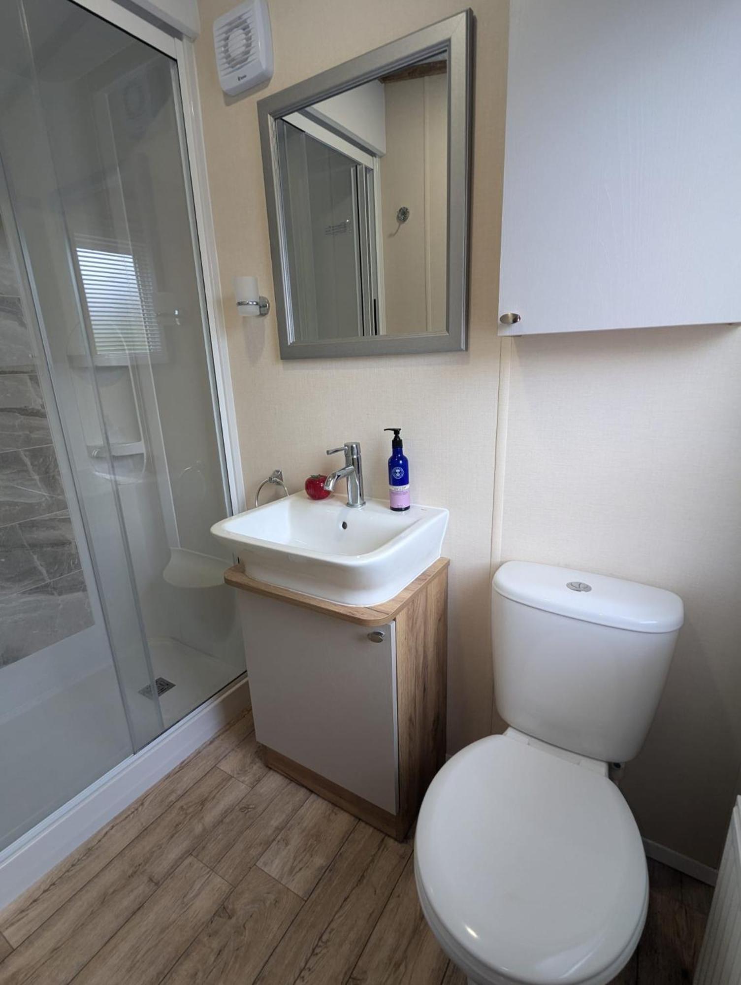 Spacious Comfortable Holiday Home With Unique Layout On 5 Star Shorefield Holiday Park Милфорд он Сий Екстериор снимка
